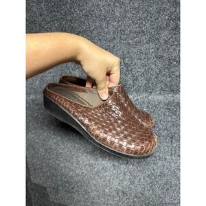 Vintage brown leather mules woven cottage Whimsygoth earthy fairy natural fall
